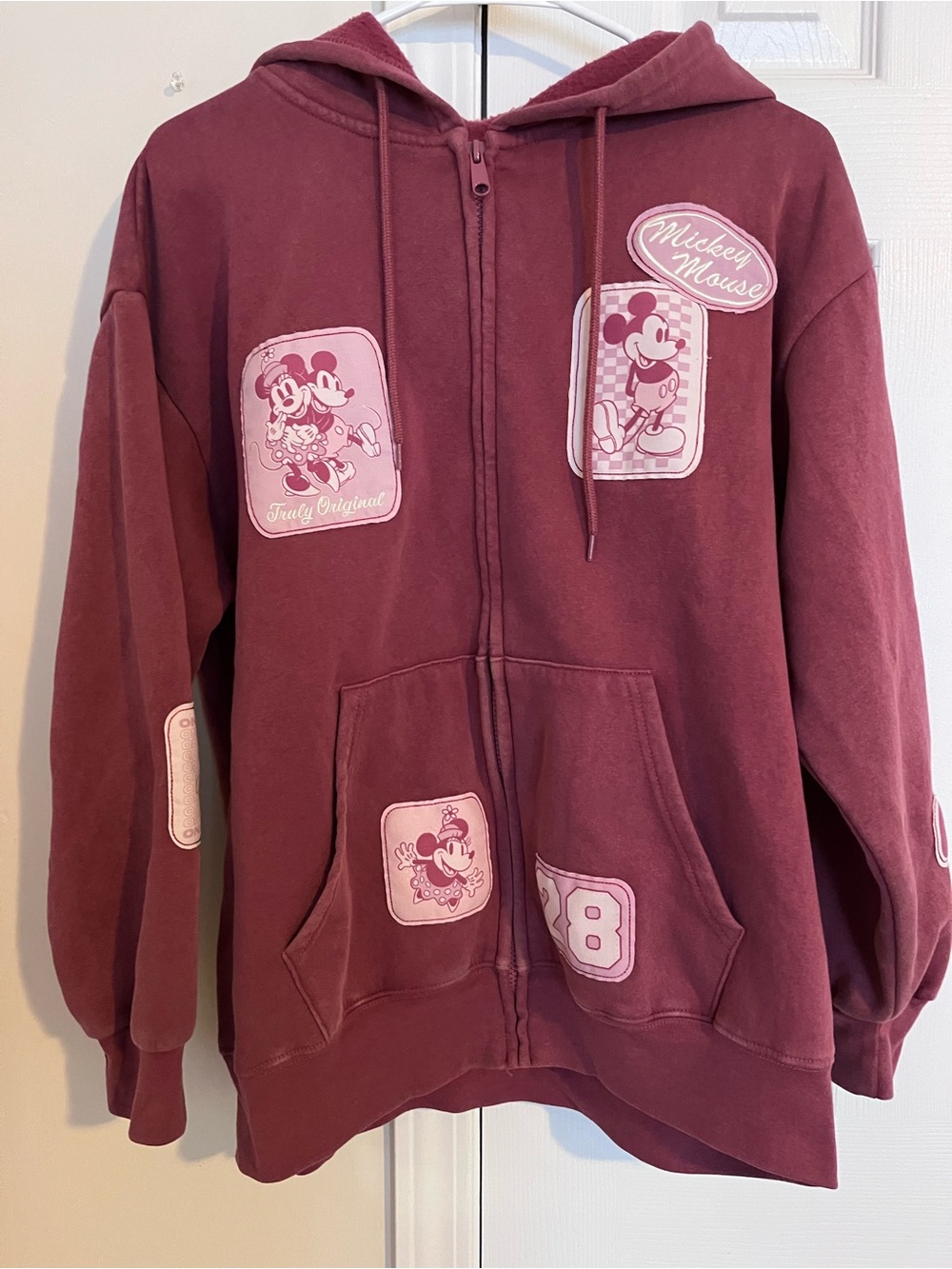 Women’s Disney Mickey & Friends distressed Zip Hoodie size XL